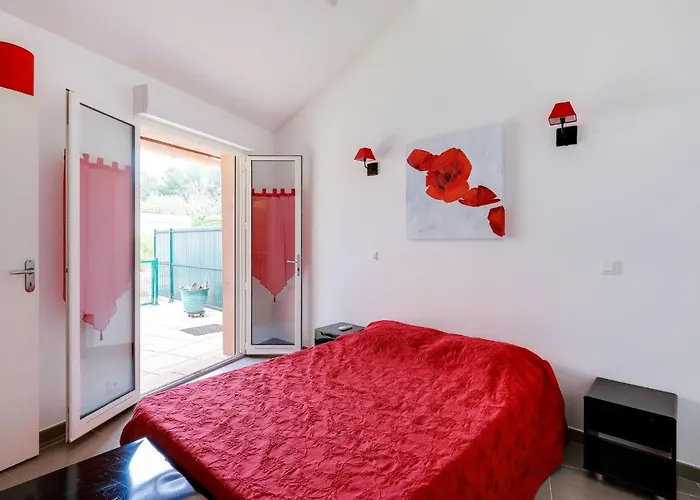 Robinson By Interhome Holiday home Saint-Raphael (Var)