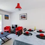 Robinson By Interhome