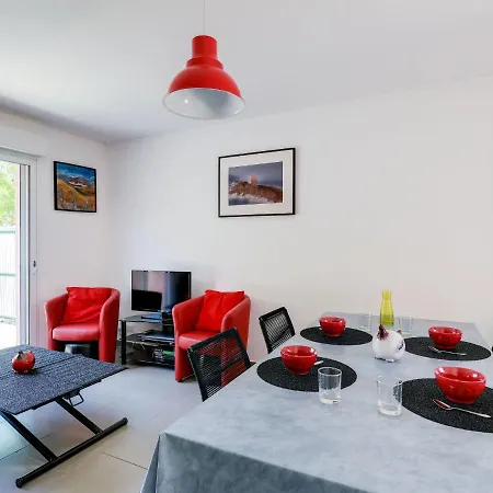 Robinson By Interhome