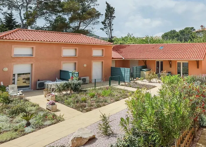 Robinson By Interhome * Saint-Raphaël